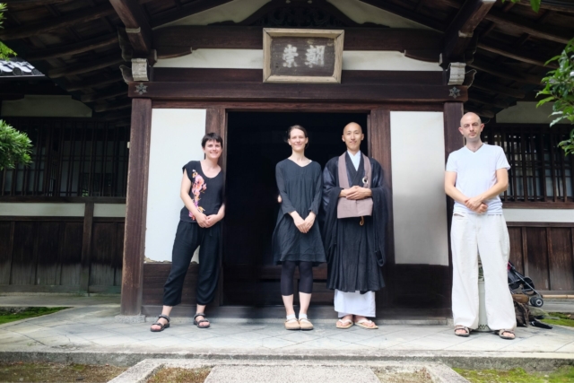 Family visit at Seikenji Zen Temple in Japan