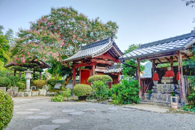 Seikoji Temple Main Gate